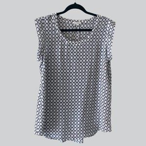 Pleione Sleeveless Black and White Geometric Top - size Medium